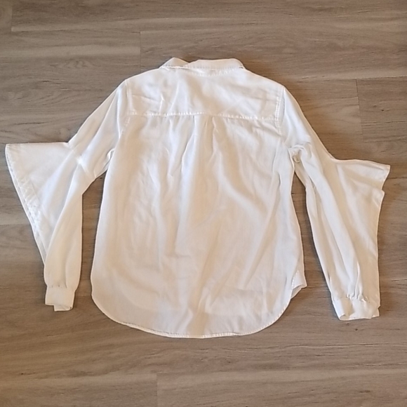 BCBG MAXAZRIA White Button Up Blouse - Picture 8 of 10